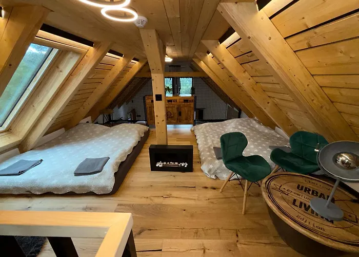 Domek alpejski U Jelenu Jiretin pod Bukovou